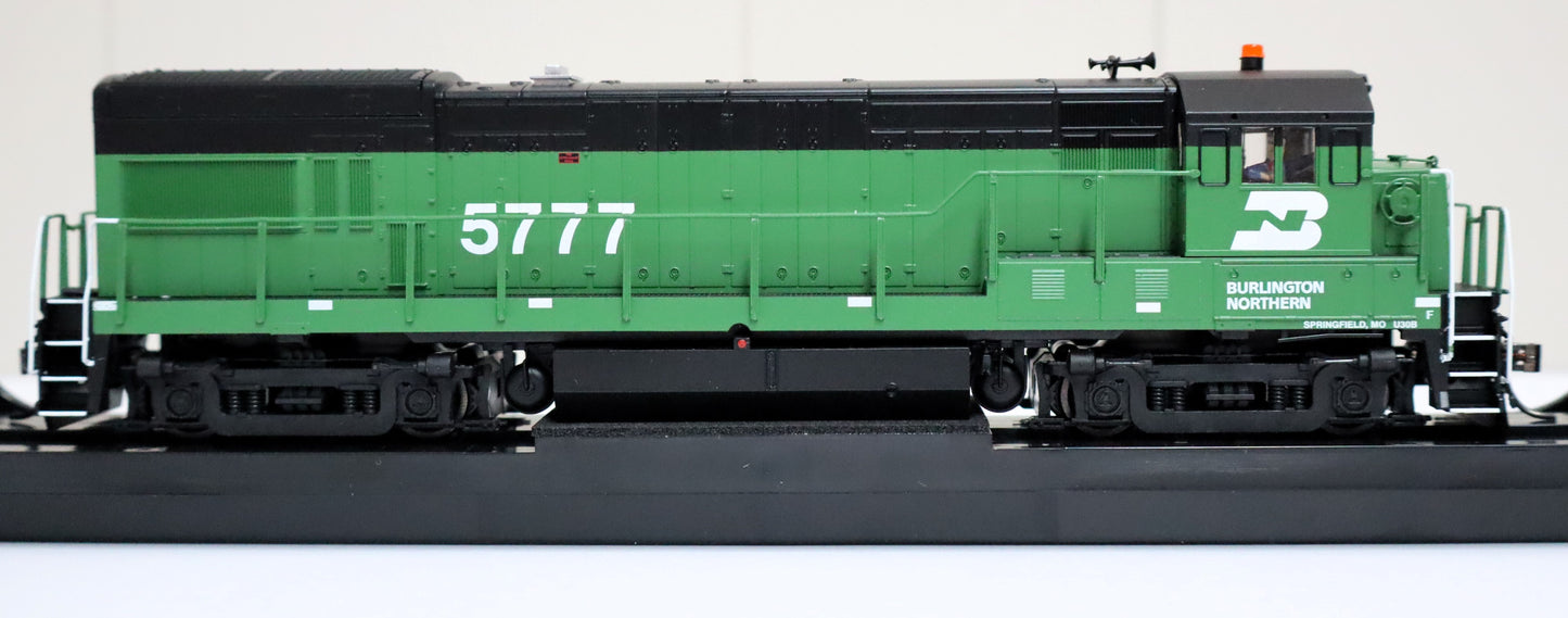 Atlas HO 10004277 - Master - Gold Model - GE U30B "Burlington Northern" #5777 (Phase 2)