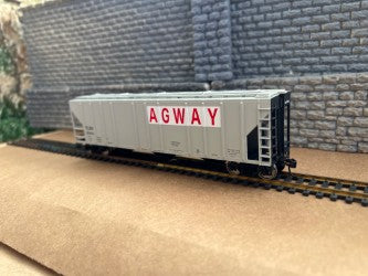 Walthers HO 910-49418 - Mainline - 50' Pullman-Standard PS-2CD 4427 3-Bay Covered Hopper "Agway TLDX" #2963