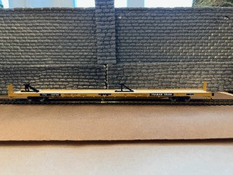 Walthers HO 910-5735 - Mainline - 89' Channel Side Flatcar "TTX" #150272 (Yellow)