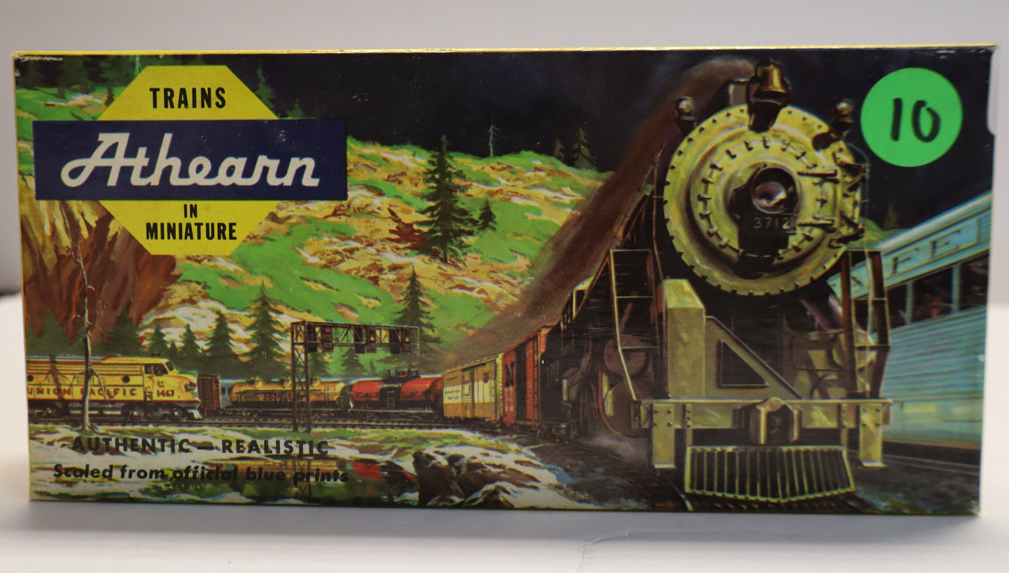 Athearn HO 1201-1 - Box Car Kit "Chicago, Burlington & Quincy" #35789 (Built)-Open Box-H1053