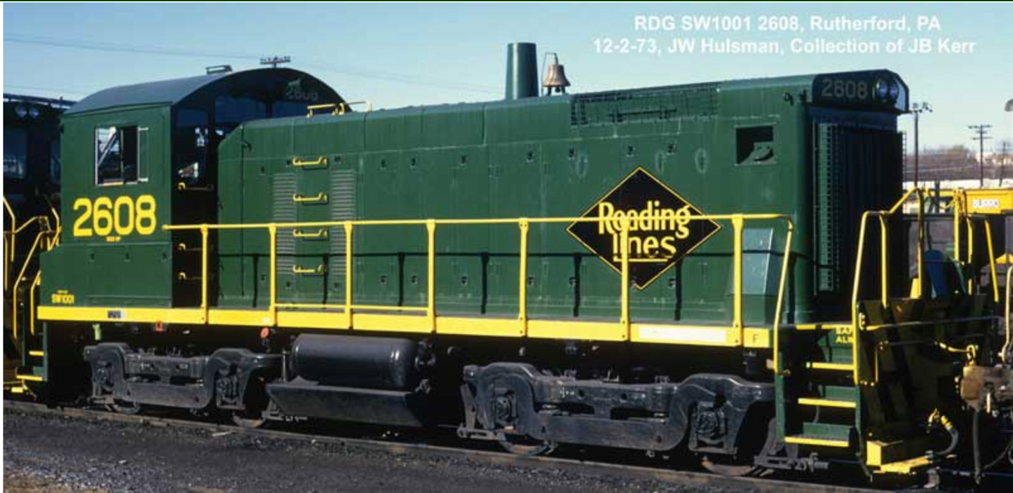 Bowser HO 60581 - SW-1001 Diesel Locomotive "Reading" #2621 (Dark Green)