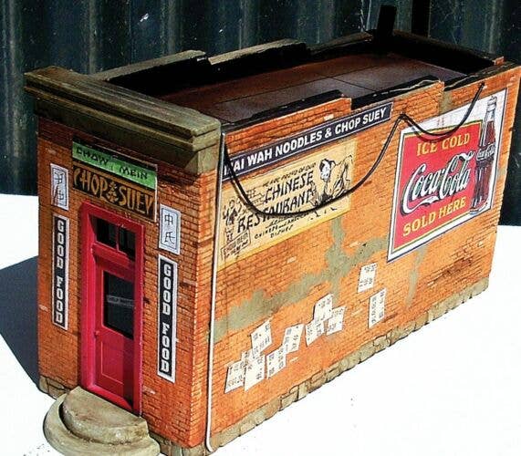 Downtown Deco HO 1064 - Chop Suey Take Out Building (Kit)