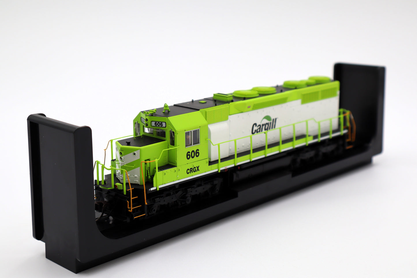 Atlas HO 10004465 - Master - Gold Model - SD35 Low Nose Diesel Locomotive "Cargill" #606