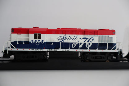 Atlas HO 10 004 538 - Classic - Gold Model - ALCo RS-11 Diesel Locomotive "Duluth, Winnipeg & Pacific" #3605 (Bicentennial)