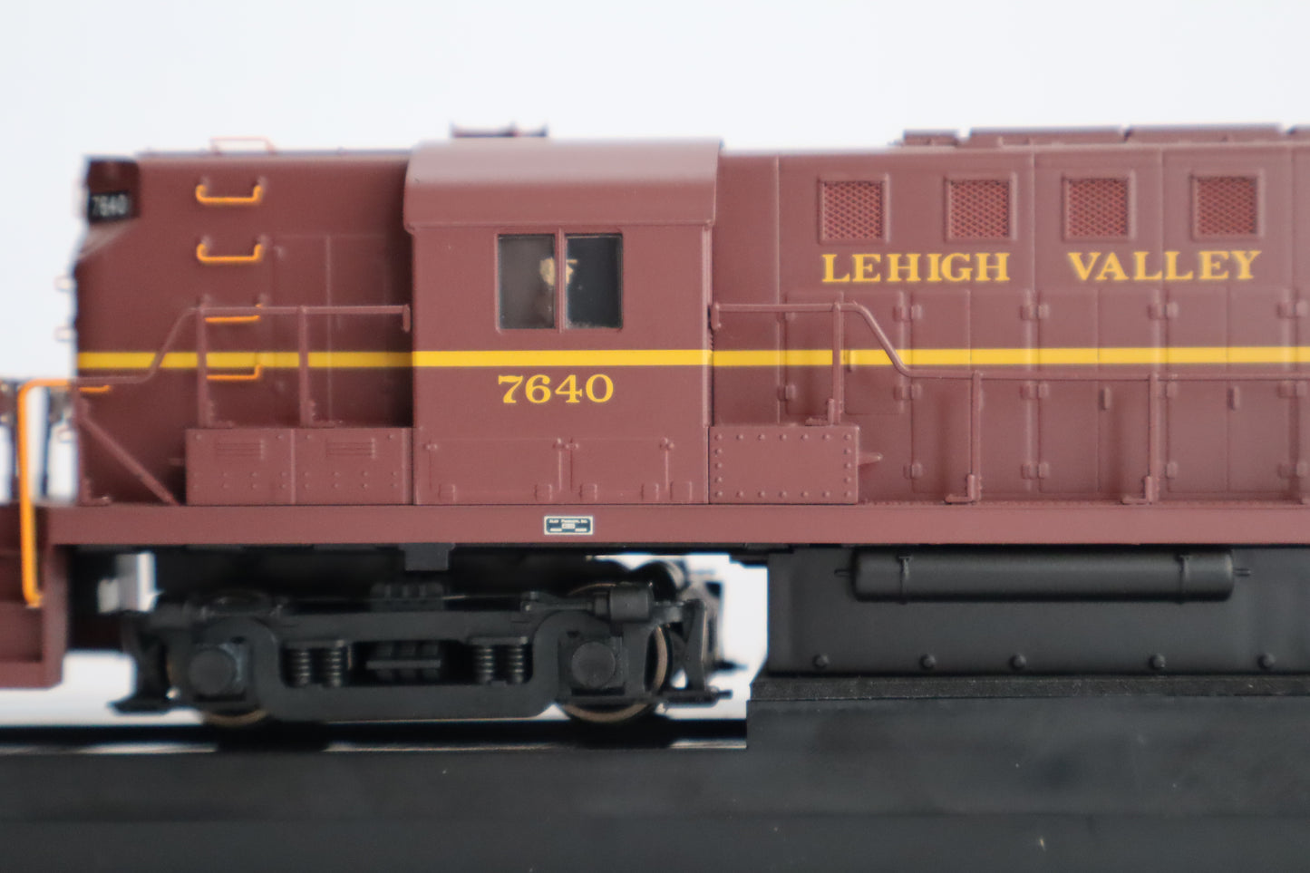 Atlas HO 10 004 546 - Classic - Gold Model - ALCo RS-11 Diesel Locomotive "Lehigh Valley" #7643
