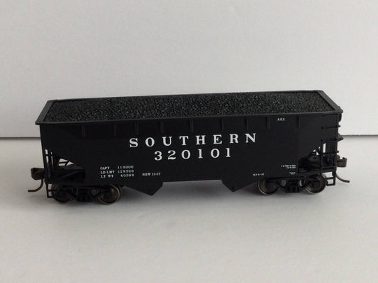 Model train car with 'Southern' branding on a white background