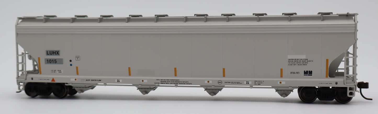Atlas HO 20007678 - Master - 5800 Centerflow Covered Hopper Car "Luhu Logistics" #1015