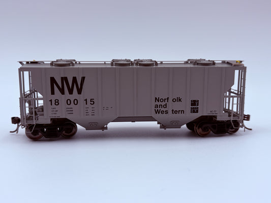 Model of a Norfolk and Western railroad car on a white background