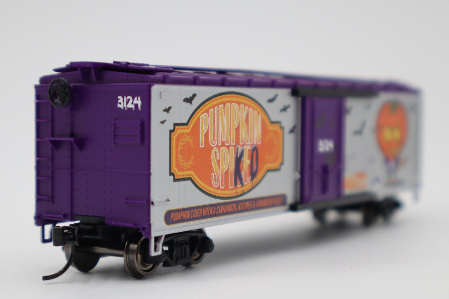 Lionel HO 2454350 - Reefer Car "Halloween" #3124