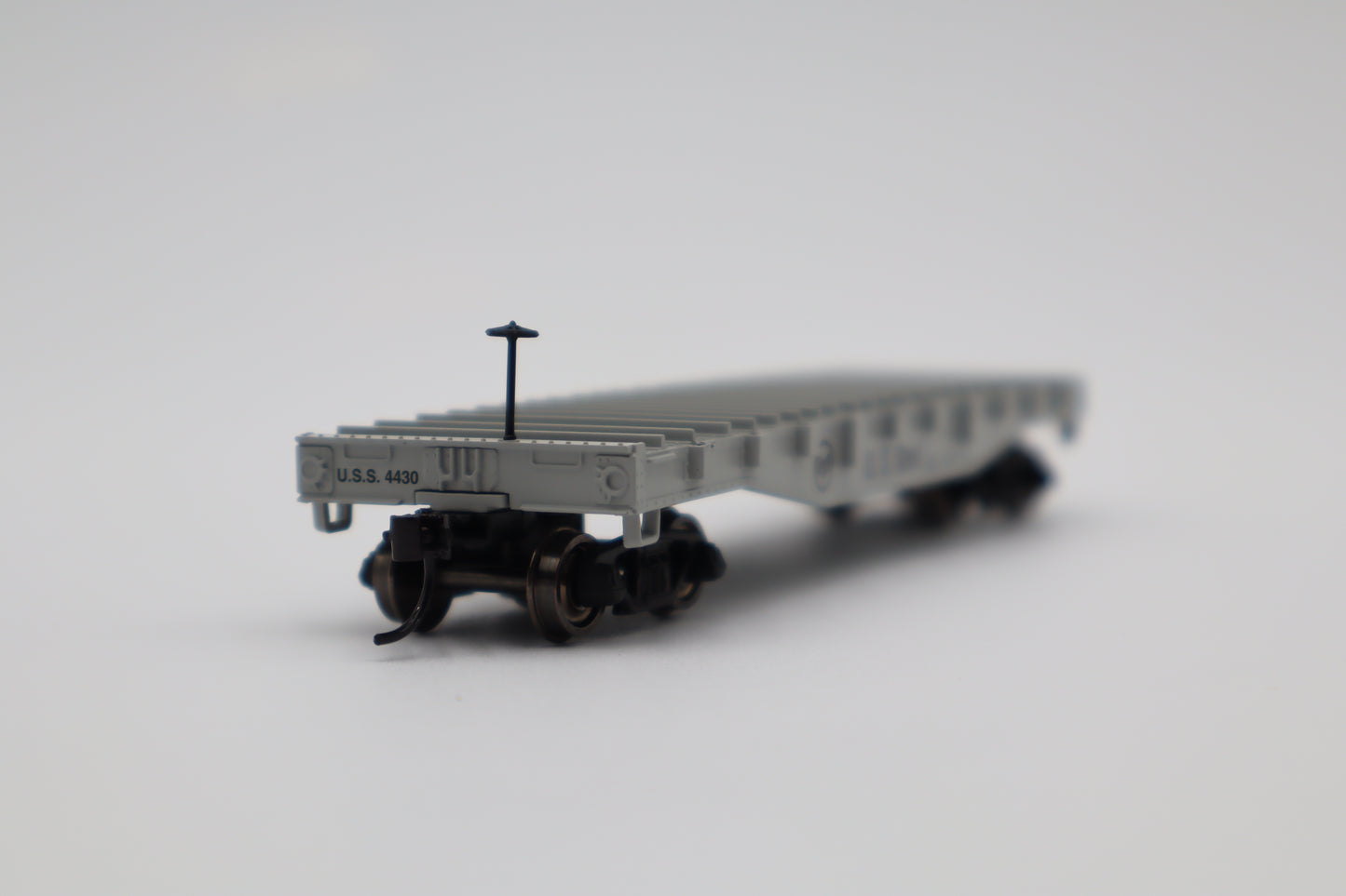 Lionel HO 2454430 - Steel-Deck Flatcar "U.S. Steel"