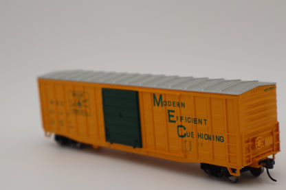 Walthers HO 910-46715 - Mainline - 50' Waffle Side Boxcar "Maine Central" #29119