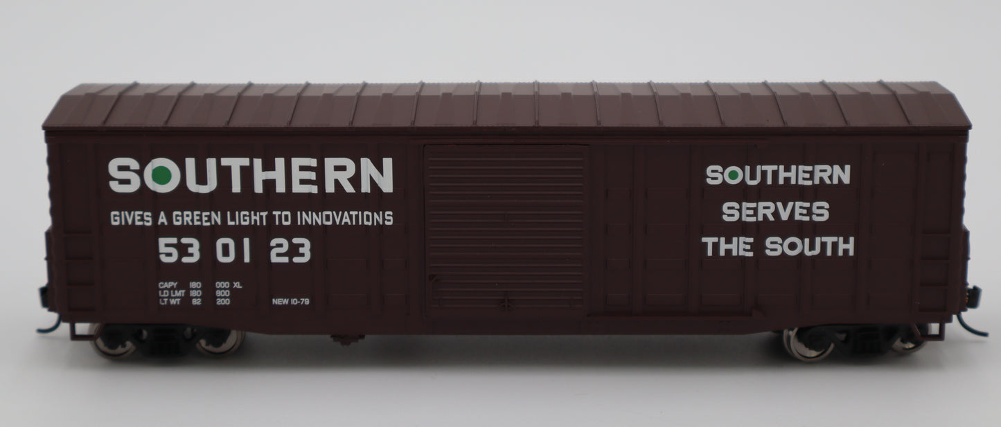 Walthers HO 910-46723 - Mainline - 50' Waffle Side Boxcar "Southern Railway" #530176