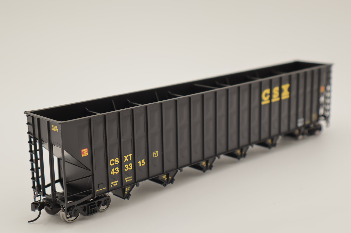Walthers HO 910-56345 - Mainline - 73' Greenville 7,000 Cubic Foot Wood Chip Hopper "CSX" #433489