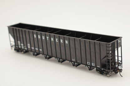 Walthers HO 910-56371 - Mainline - 73' Greenville 7,000 Cubic Foot Wood Chip Hopper "Southern" #134195 (black)