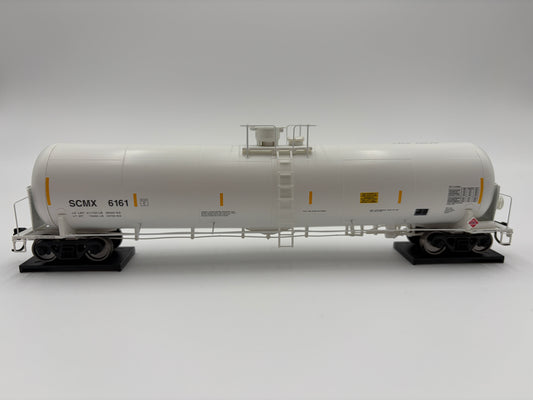 Model of a tank car with 'SCMX 5161' on a gray background