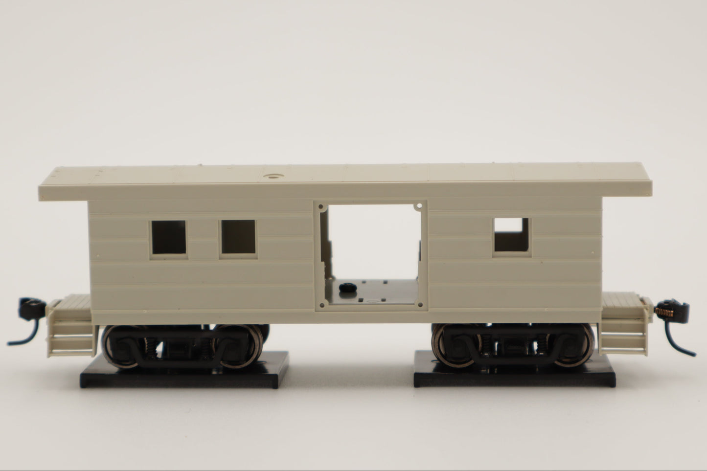 Walthers HO 920-103650 - Proto -  Ribside Caboose "Undecorated"