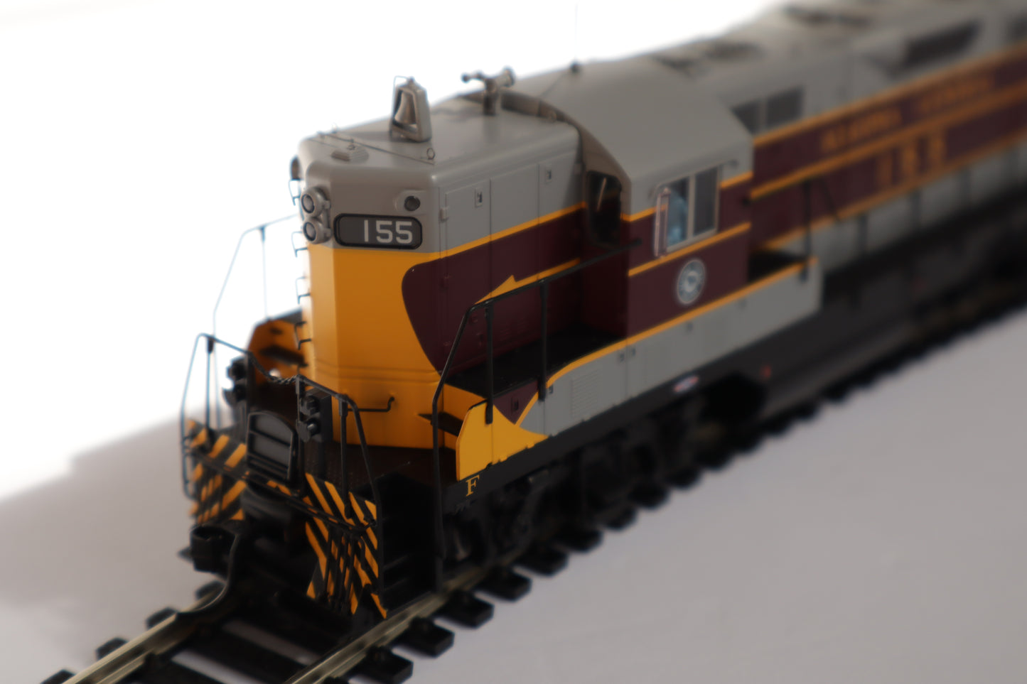 Walthers HO 920-42413 - Proto - EMD GP7 Diesel Locomotive "Algoma Central" #155 (w/DCC/Sound)