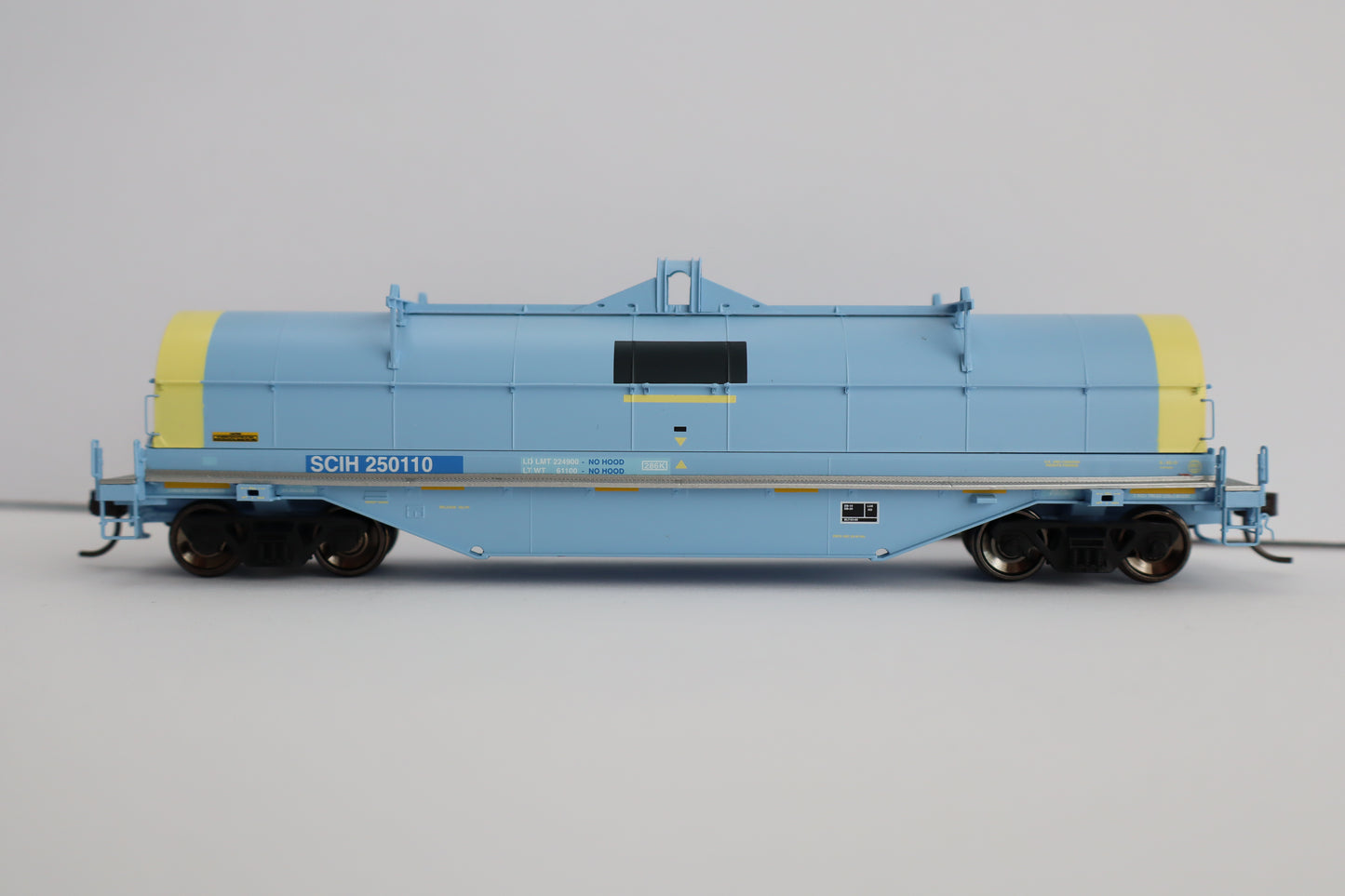 Atlas HO 20007459 - Master - 42' Coil Steel Car "South Chicago & Indiana Harbor" #250110