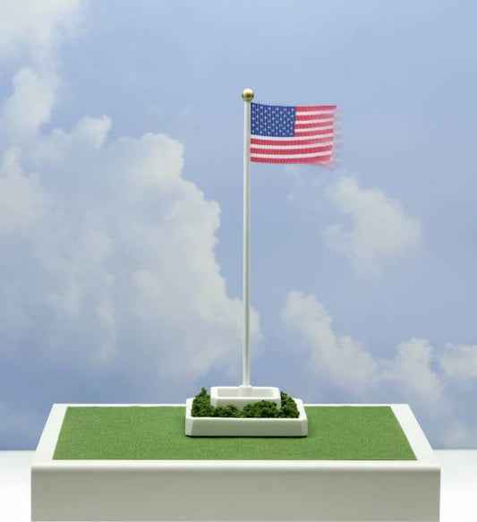 Miniatronics Waving American Flag with 50 Stars HO Scale