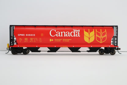 Bachmann HO 73801 - Cylindrical 4-Bay Grain Hopper Car w/Flashing End-Of-Train Device "Canadian National" #606835 (Red, Yellow, Black)