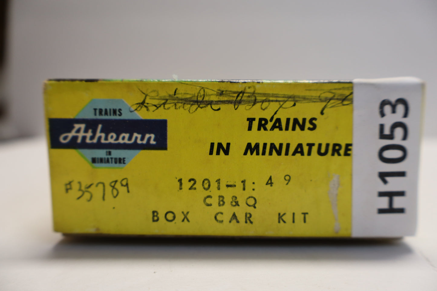 Athearn HO 1201-1 - Box Car Kit "Chicago, Burlington & Quincy" #35789  (Built)-Open Box-H1053