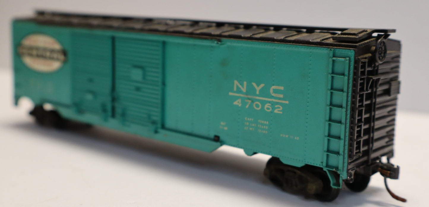 Athearn HO 1240 - 50' Auto Box Car "New York Central" #47062 Kit (Built) -Open Box-H1062