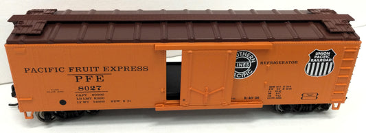 Lionel HO 2354060 - Reefer Car "Pacific Fruit Express" #8027