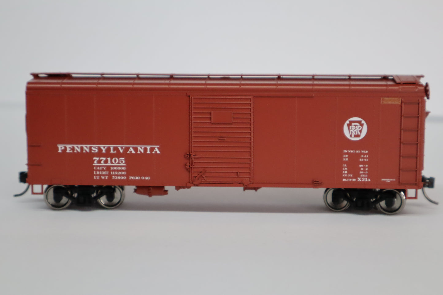 Bowser HO 43324 - X31A Round Roof Box Car "Pennsylvania" #77159 (2-Dr, Inset Roof) Circle Keystone