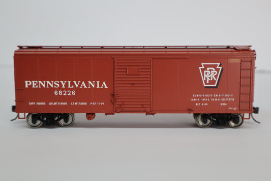 Bowser HO 43331 - X31A Round Roof Box Car "Pennsylvania" #68226 (2-Dr, Inset Roof) Shadow Keystone