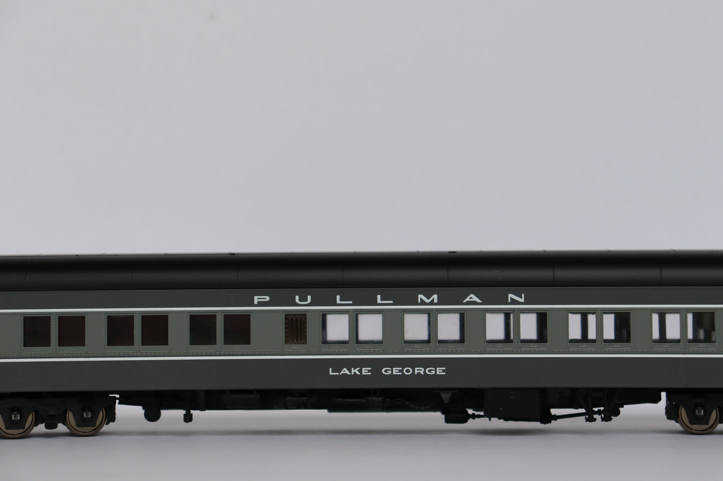 Atlas HO 20006418 - 10-1-2 Pullman Sleeper Passenger Car "Pullman" #Lake George