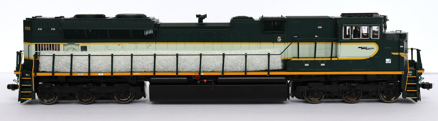 MTH HO 80-2245-1 - SD70ACe Diesel Engine (comfort cab) "Erie" #1068 w/ Proto-Sound 3.0 -Open Box-M2610