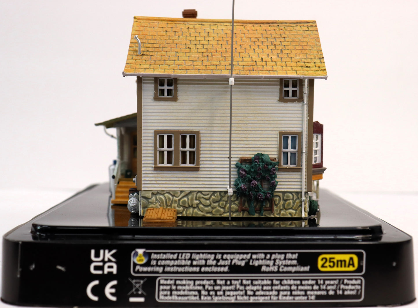 Woodland Scenics HO BR5046 - Corner Porch House