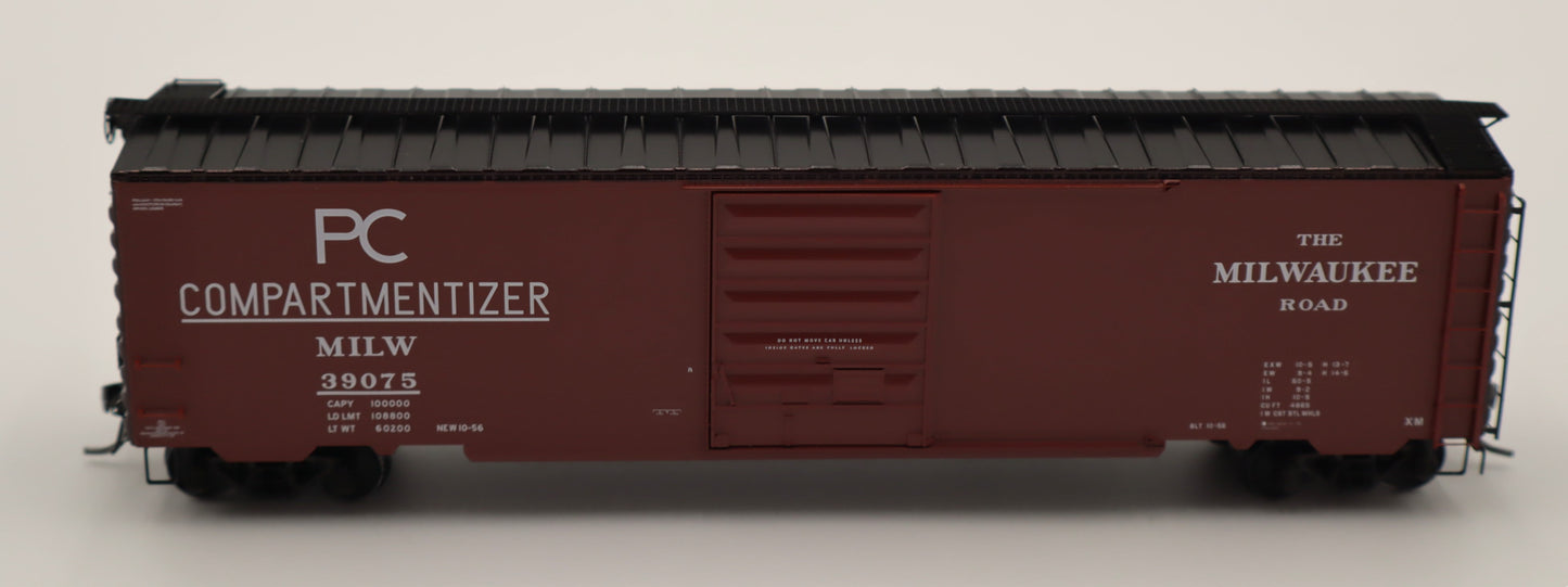 Kadee HO 6418 - 50' PS-1 Box Car "Milwaukee" #39075