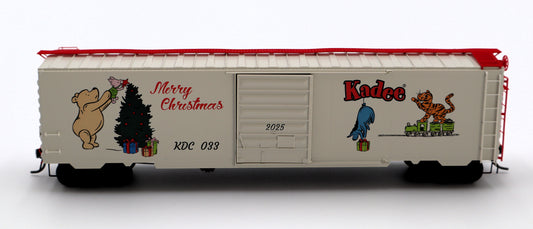 Kadee HO 6933 - 50' PS-1 2025 Christmas Box Car "Winnie-the-Pooh and Friends" #033 (Red)