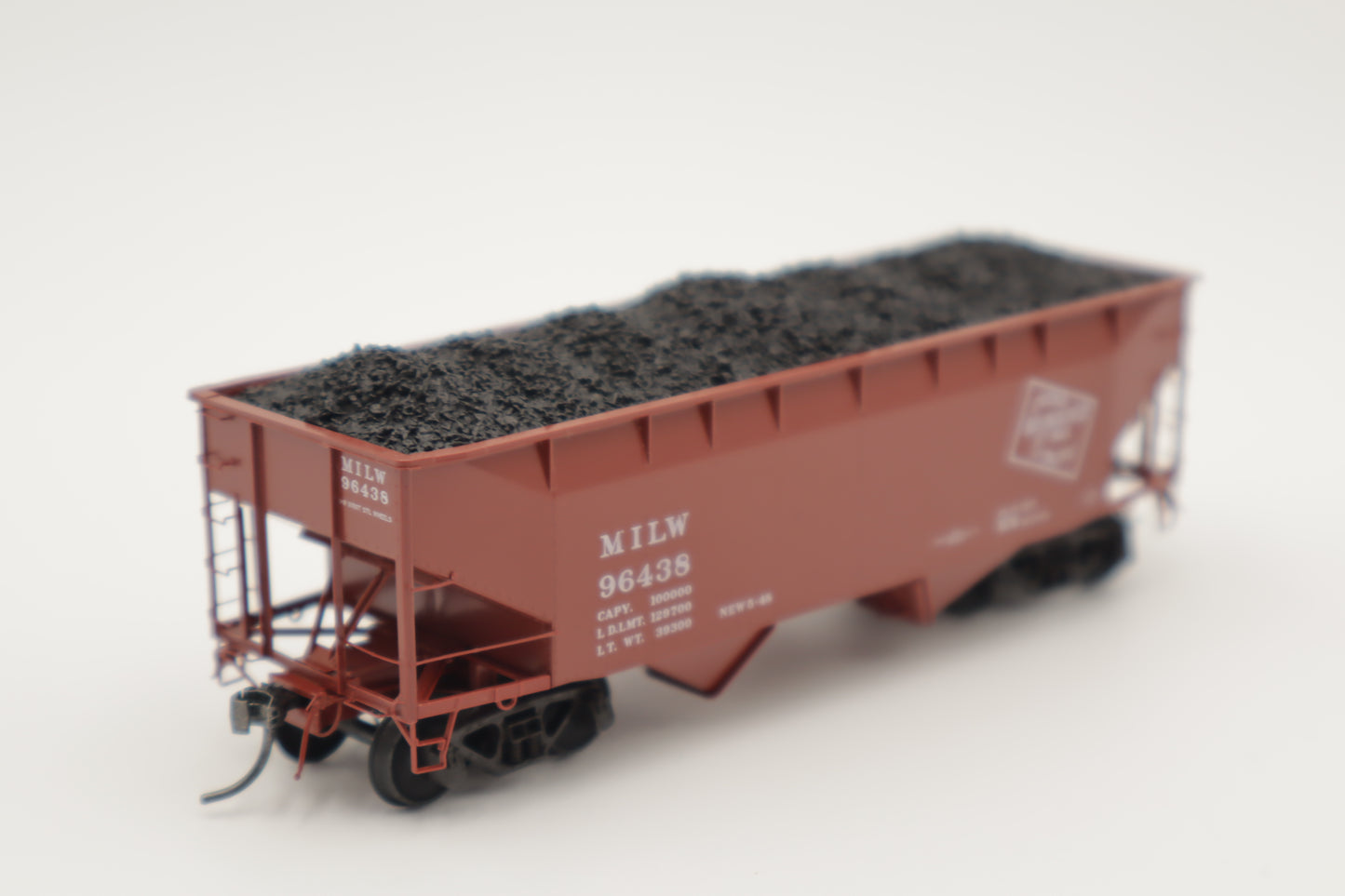 Kadee HO 7527 - 50 Ton 2-Bay Open Hopper "Chicago, Milwaukee, St. Paul, & Pacific" #96438 (AAR Standard)