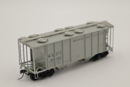 Kadee HO 8343 - PS-2 Two-Bay Hopper "Minneapolis & St Louis" #70351