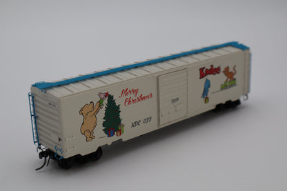 Kadee HO 6934 - 50' PS-1 2025 Christmas Box Car "Winnie-the-Pooh and Friends" #033 (Blue)