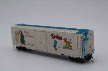 Kadee HO 6934 - 50' PS-1 2025 Christmas Box Car "Winnie-the-Pooh and Friends" #033 (Blue)