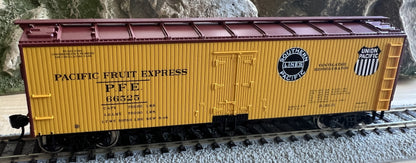 Walthers HO 910-41323 - Mainline - 40' Wood Reefer w/ Steel Ends "Pacific Fruit Express" #66759