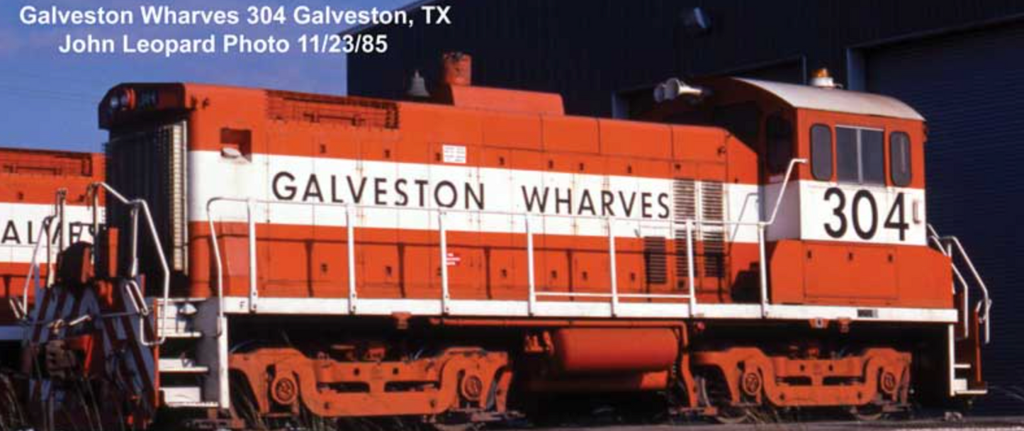 Bowser HO 60631 - SW-1001 Diesel Locomotive "Galveston Wharves" #304 (Solid Red/White Stripe)