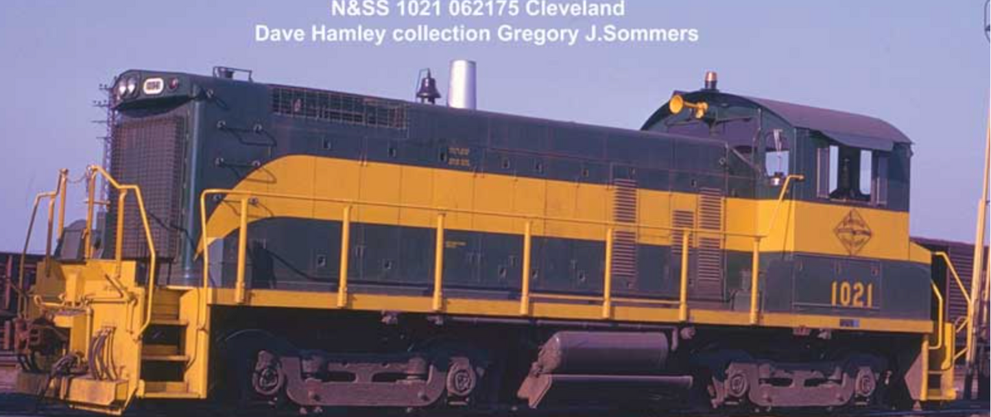 Bowser HO 60636 - SW-1001 Diesel Locomotive "Newburgh & South Shore" #1021 (Dark Green/Yellow)