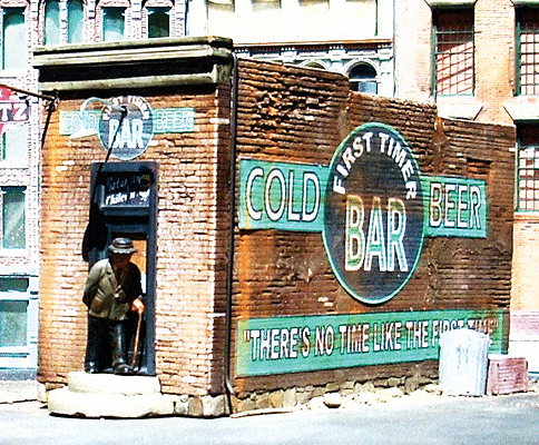 Downtown Deco HO 1053 - First Timer Bar Building (Kit)