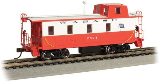 Bachmann HO 14002 - Slanted Offset Cupola Caboose "Wabash" #2824 (white, red)